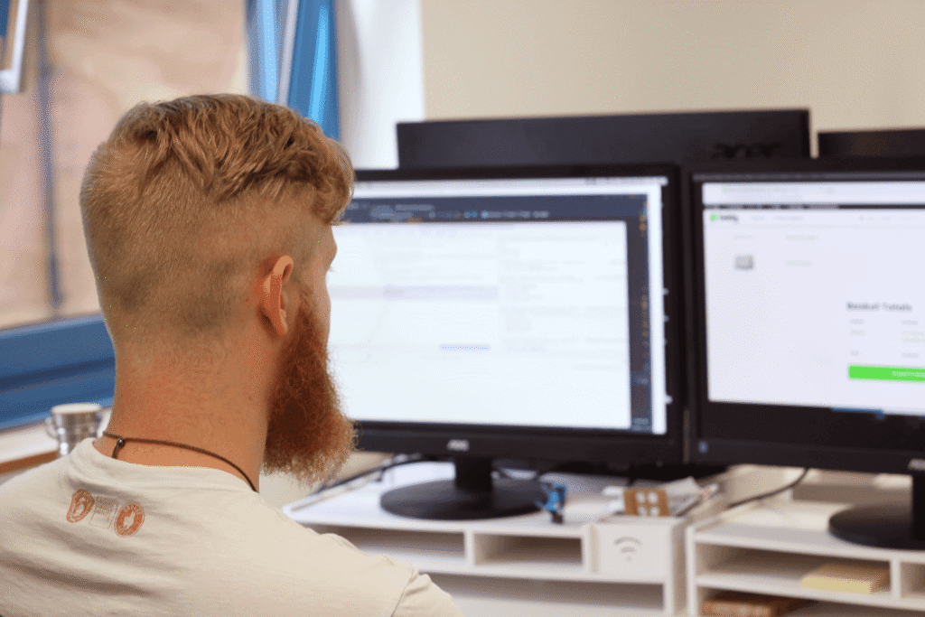 web-design-fareham-salesperson